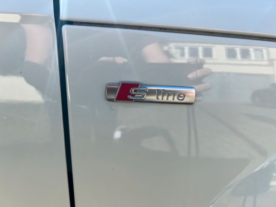 Audi TT Roadster 2.0 TSFI S-Line in Pfreimd