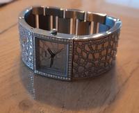 Schöne Armbanduhr von Guess Niedersachsen - Tostedt Vorschau
