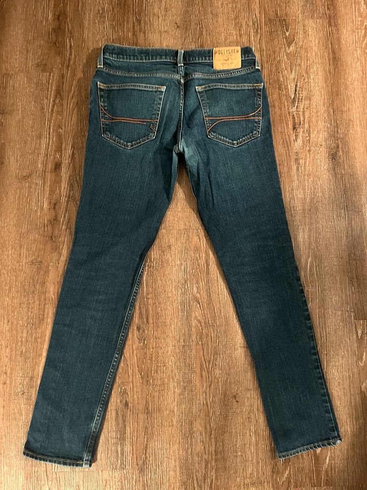 Hollister Hose Blau W34 L32 in Mülheim (Ruhr)