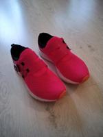Adidas New Balance Sneaker *neuwertig * Niedersachsen - Neu Wulmstorf Vorschau
