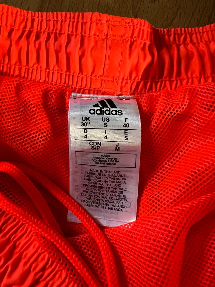 Adidas Herren Badehose/Badeshorts orange Größe S *neuwertig* in Lünen