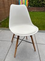 Stuhl (weiß) mit Holzbeinen zu verkaufen Dortmund - Lichtendorf Vorschau