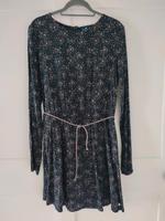 Tim Tailor Kleid Gr. 176 S/M schwarz rosa Diamanten Kordelgürtel Sachsen - Chemnitz Vorschau