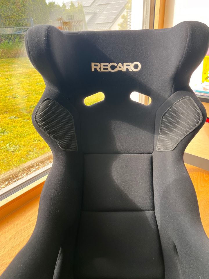 Recaro Schalensitz SPG Vollschalensitz Motorsport in Pommersfelden