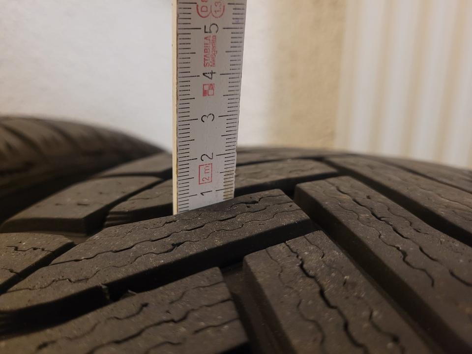 Winter Kompletträder aus Alu Michelin ALPIN 6/ Winterreifen in Altenburg