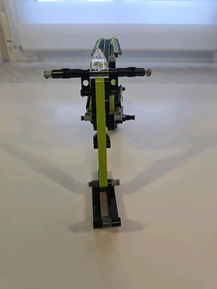 Lego Technik 42021 A und B Modell vollständig mit Anleitung in Nister