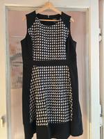 ausgestelltes Kleid von DKNY, Gr. 44 Bayern - Hemau Vorschau