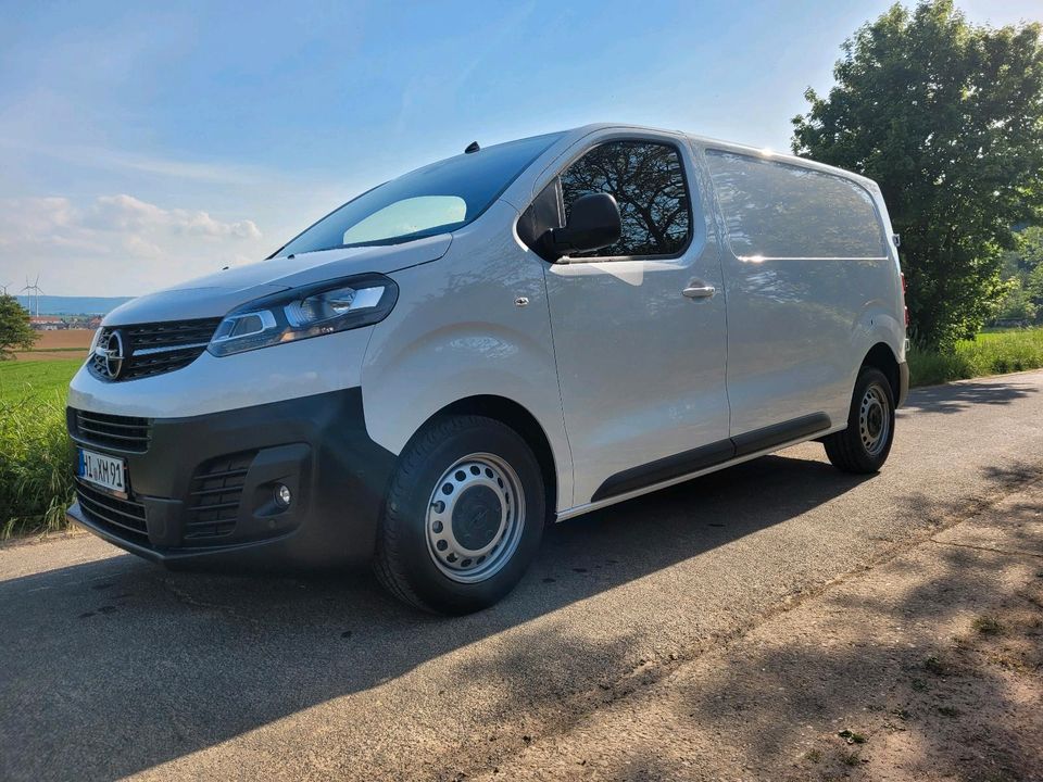 Miet Mich Transporter mieten Opel Vivaro Automatik AHK Möbeltaxi in Springe