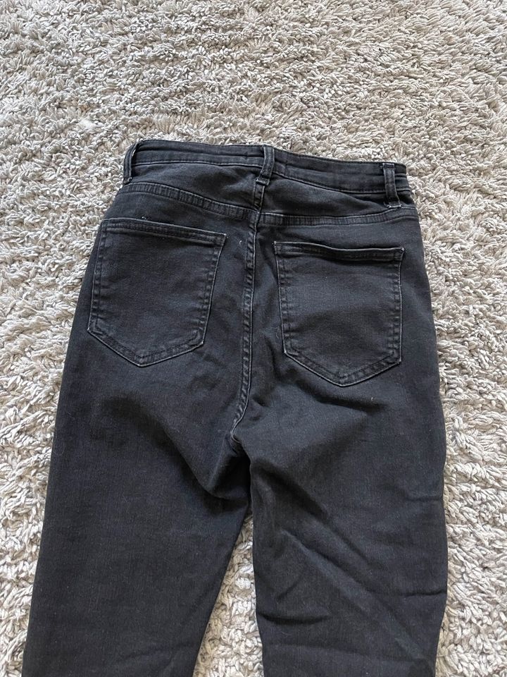 Skinny Jeans/ Hose/ High Waist/ schwarz/ Gr. XS, Gr. 34/Boot cut in Hamburg