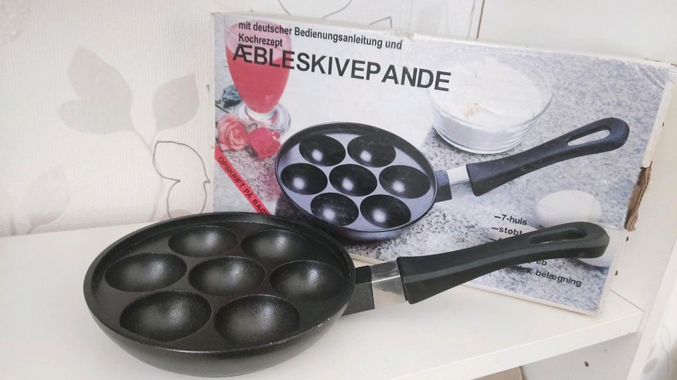 Dänische Aebleskivep Pfanne für Kugelpfannkuchen in Grevesmuehlen