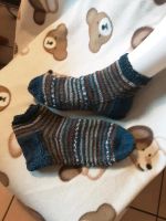 Handgestrickte Sneaker-Socken in Größe 39 - Unikat Hessen - Neuhof Vorschau