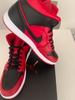 Nike Air Jordan 1 MID Gr. 45,5 Neu OVP schwarz rot Nordrhein-Westfalen - Lünen Vorschau