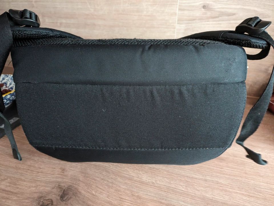 Samsonite Laptop Rucksack Pillow2 17" Schwarz, Top Zustand in Dortmund