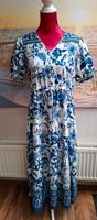 Sommer Midi/Maxikleid Gr.M 38 40 blau weiß geblümt top Zustand Schleswig-Holstein - Bargteheide Vorschau