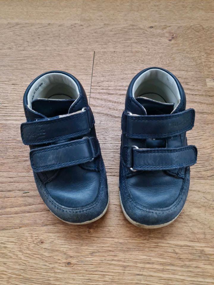 Kinder Schuhe Gr. 21 in Cölbe