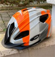 Uvex Jugend-Fahrradhelm 50-55cm mit Licht, unfallfrei Hessen - Kassel Vorschau