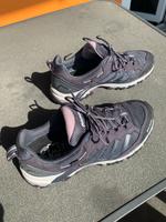 halbhohe Meindl Wanderschuhe (fast ungetragen), Gr. 39 Bayern - Bayreuth Vorschau
