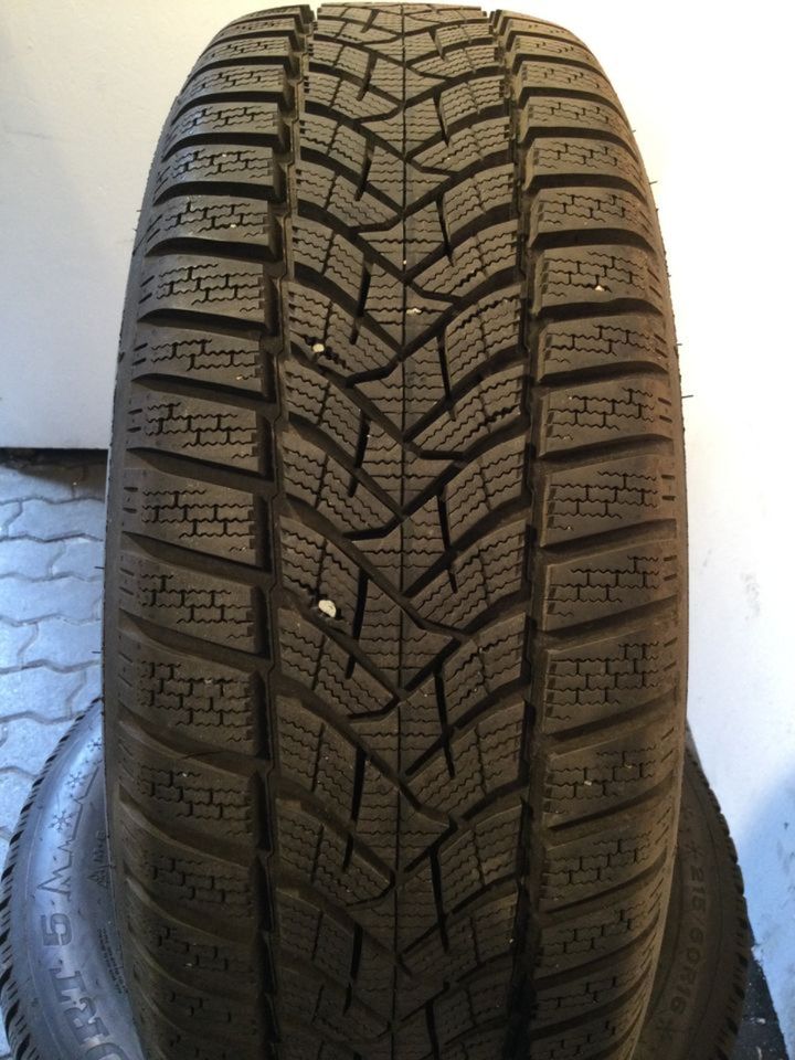 Winterreifen auf Alufelge Touran 215/60 R16 95T Dunlop in Horn-Bad Meinberg