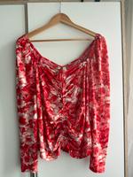 Shirt mit Ballonärmeln Rot (Blumen) Thüringen - Erfurt Vorschau