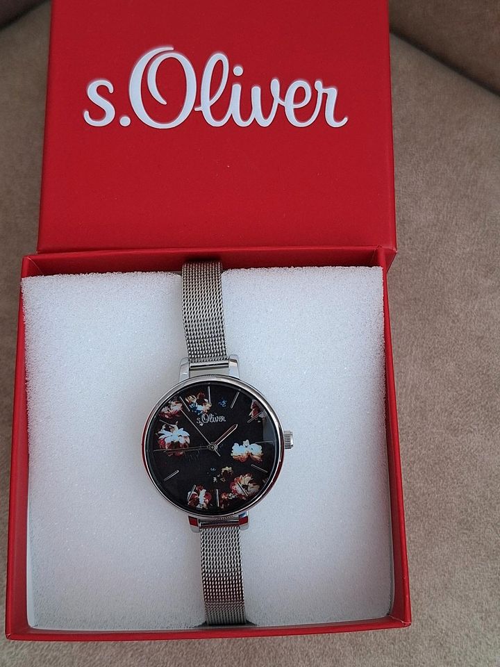 Damen Uhr S.Oliver ‼️OVP Uhr Silber S.Oliver in Mühlenbecker Land