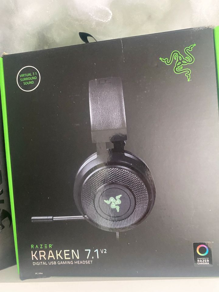 Razer kraken 7.1 v2 Headset in Fritzlar