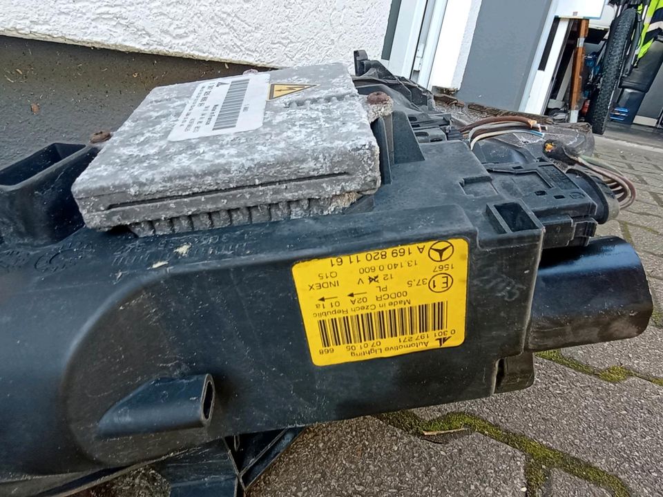 Bi Xenon Scheinwerfer Mercedes A Klasse A 150 W 169 Bj.05 gebr. in Wüstenrot