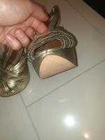 ZARA Woman High Heels – Gold – Neu & ungetragen Baden-Württemberg - Böblingen Vorschau