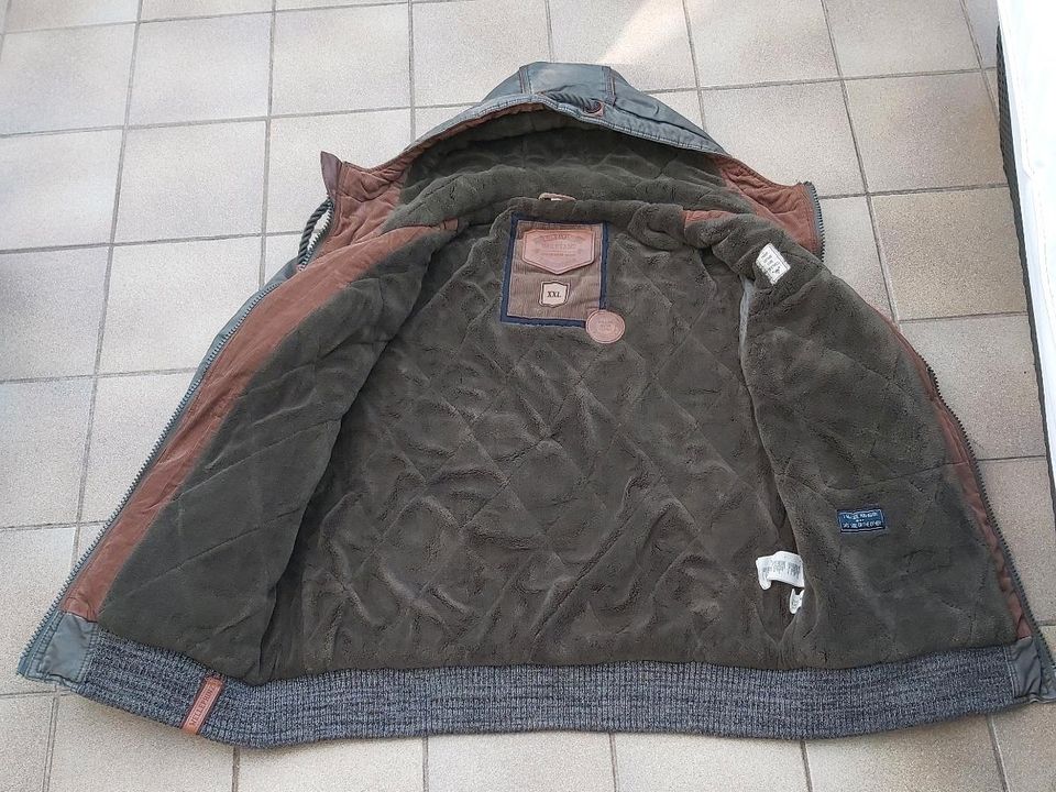 Naketano Herren Winterjacke Gr. XXL in Groß Twülpstedt