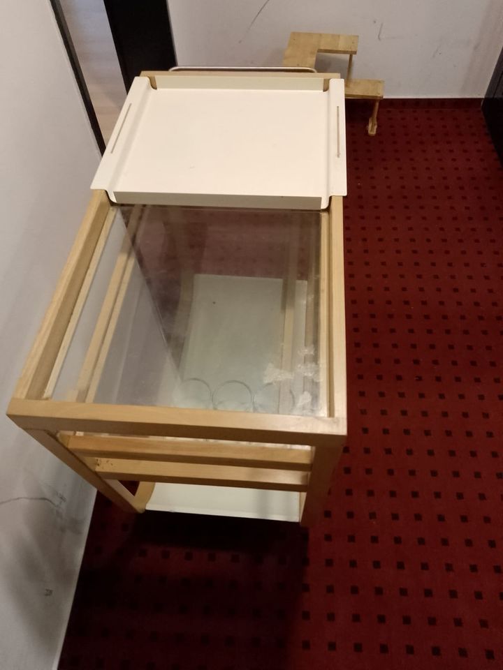 Ikea Servierwagen Kiefer Glas H/L77x86cm mit Griff gemessen in Potsdam