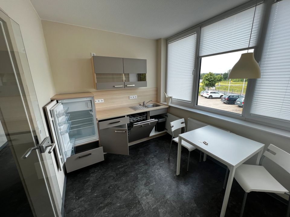 Moderne Bürofläche mit 3 Büroräumen,Konferenzbereich,Teeküche und ausreich. Parkplätzen in Marklohe in Marklohe