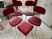 Original rote Küchenstühle und Tisch von 1975 Rheinland-Pfalz - Bell Vorschau