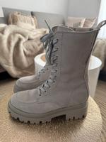 Tamaris Boots Stiefel Combat Plateau Leder Gr. 38 hellgrau beige Bayern - Memmingen Vorschau