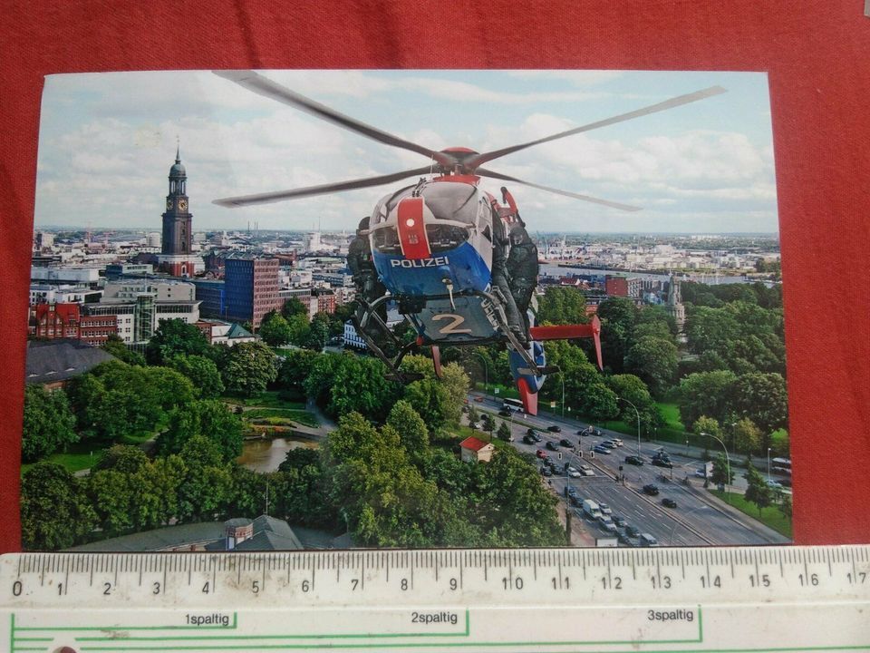 Foto Bild Hubschrauber Polizei Hamburg Libelle Luftaufnahme Einsa in Hamburg