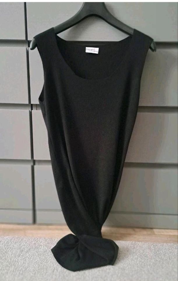 Stiefelkleid für eine Super-Silhouette,Gr.42 in Frankfurt (Oder)