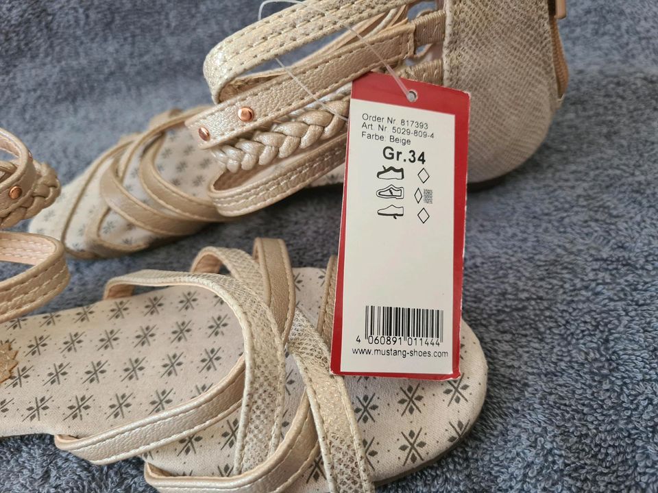 MUSTANG MÄDCHEN SANDALEN BEIGE REISSVERSCHLUß GR.34 - NEU in Schweinfurt