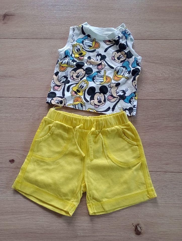 Achselshirt Shirt Shorts Mickey Mouse Pluto Goofy Disney in Bodenwerder