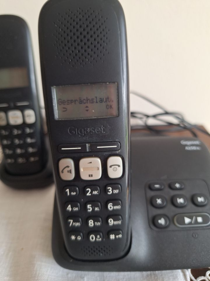 Gigaset A250 zwei Telefone und Ladestationen in Mauritz