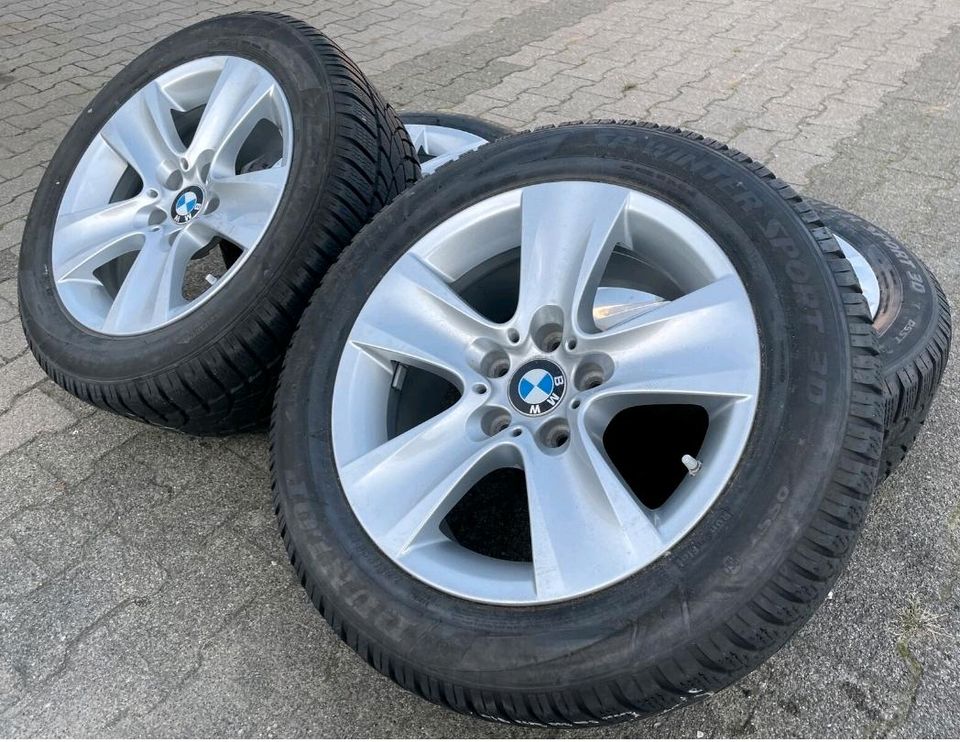 BMW X1 X3 5 er Alufelgen Winterbereifung 225 55 R17 Dunlop Winter in Schwendi