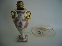 Porzellan-Lampe von Linder rosé, ohne Schirm, ca. 45 cm Nordrhein-Westfalen - Ratingen Vorschau