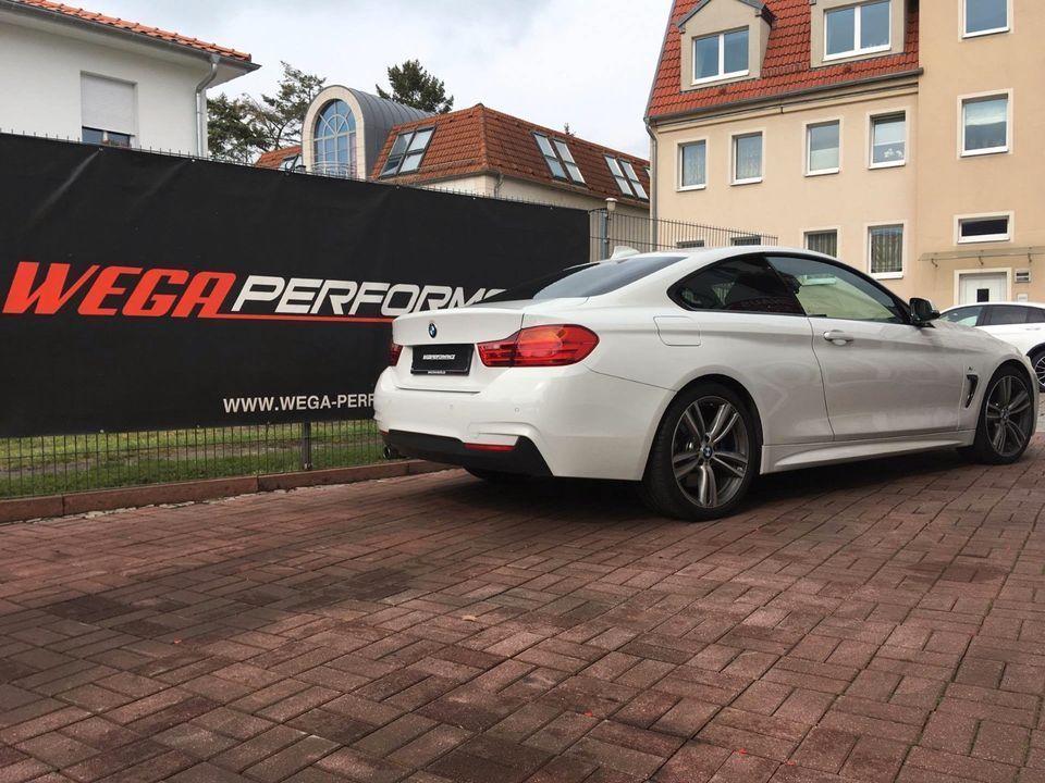 BMW 4er Coupe Cabrio F32 F33 M-Perfomance Bodykit M-Paket BMW M4 in Großbeeren