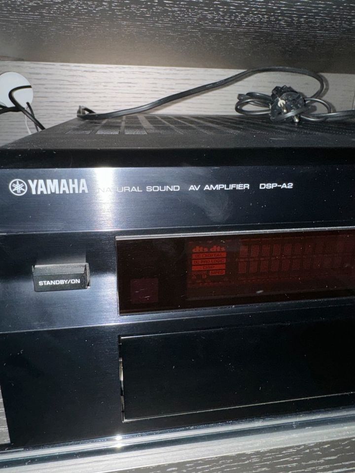 Yamaha Verstärker DSP-A2 Zustand einwandfrei in Übach-Palenberg