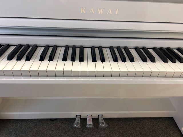 Digitalpiano KAWAI Mod. CA-501 leicht gebraucht,  weiß satiniert | Digitalpiano E-Piano kaufen in Kempten in Kempten