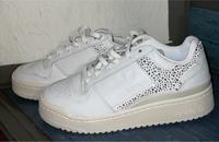Adidas Damenschuhe mit Strasskristalle Neu Bayern - Treuchtlingen Vorschau