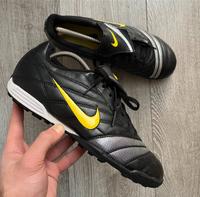 Vintage Nike 2008 Fußballschuhe, Größe 42 Duisburg - Homberg/Ruhrort/Baerl Vorschau
