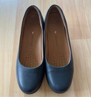 Clarks Ballerina Keilpumps Wedges Leder neuw. 36 blau Sachsen - Pesterwitz Vorschau