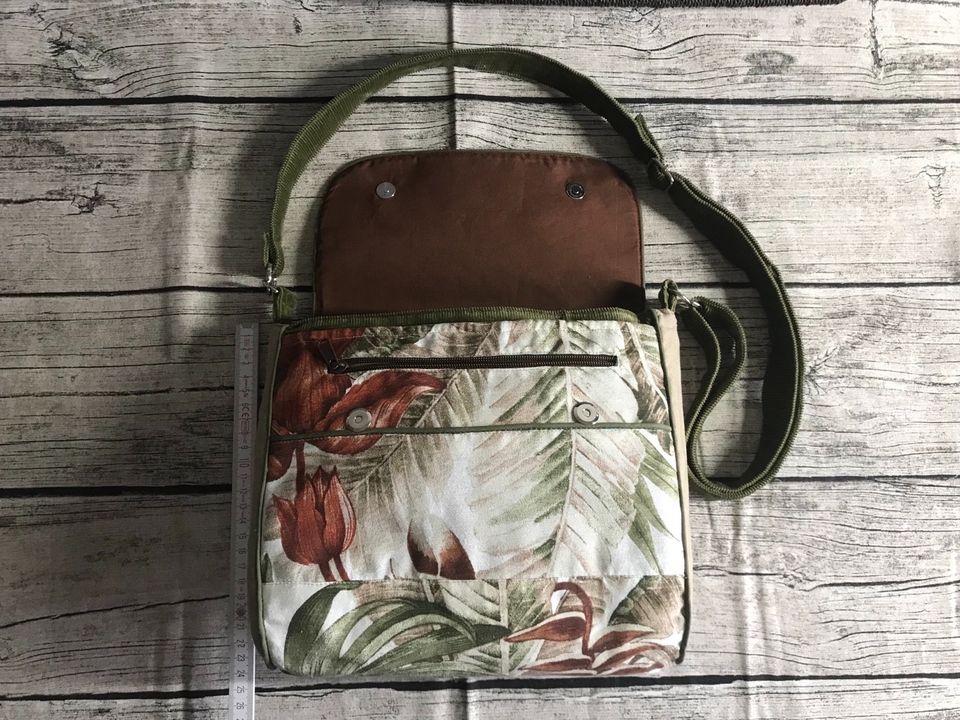 NEU Handtasche crossbody bag in Bielefeld