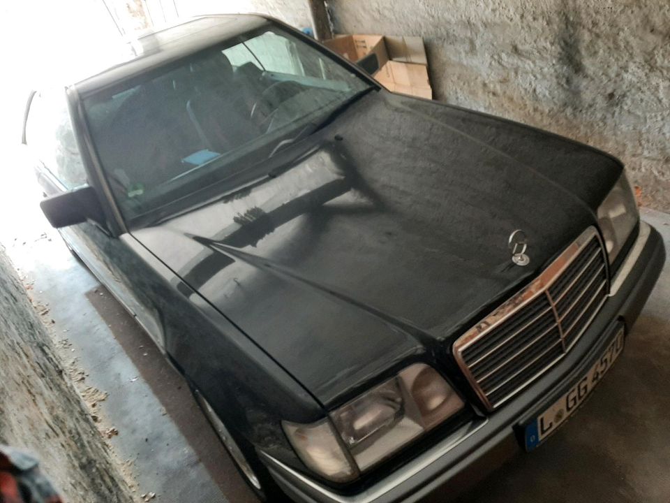 Mercedes-Benz W124-C EZ 12/1993 110 kw in Leipzig