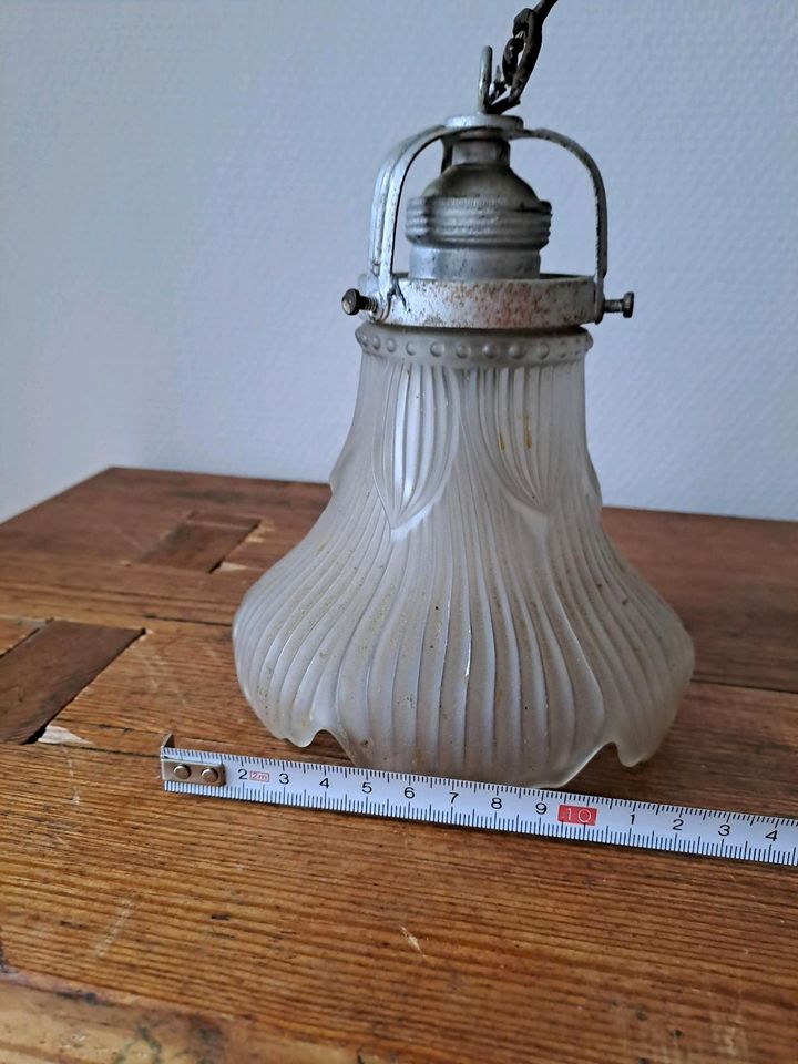 Lampe Hängelampe aus Glas vintage, nostalgisch in Hamburg