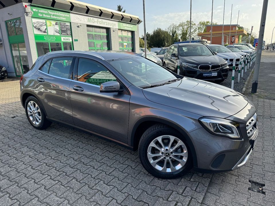 Mercedes-Benz GLA 180 GLA -Klasse GLA 180 URBAN LED NAVI TEMPO in Mönchengladbach