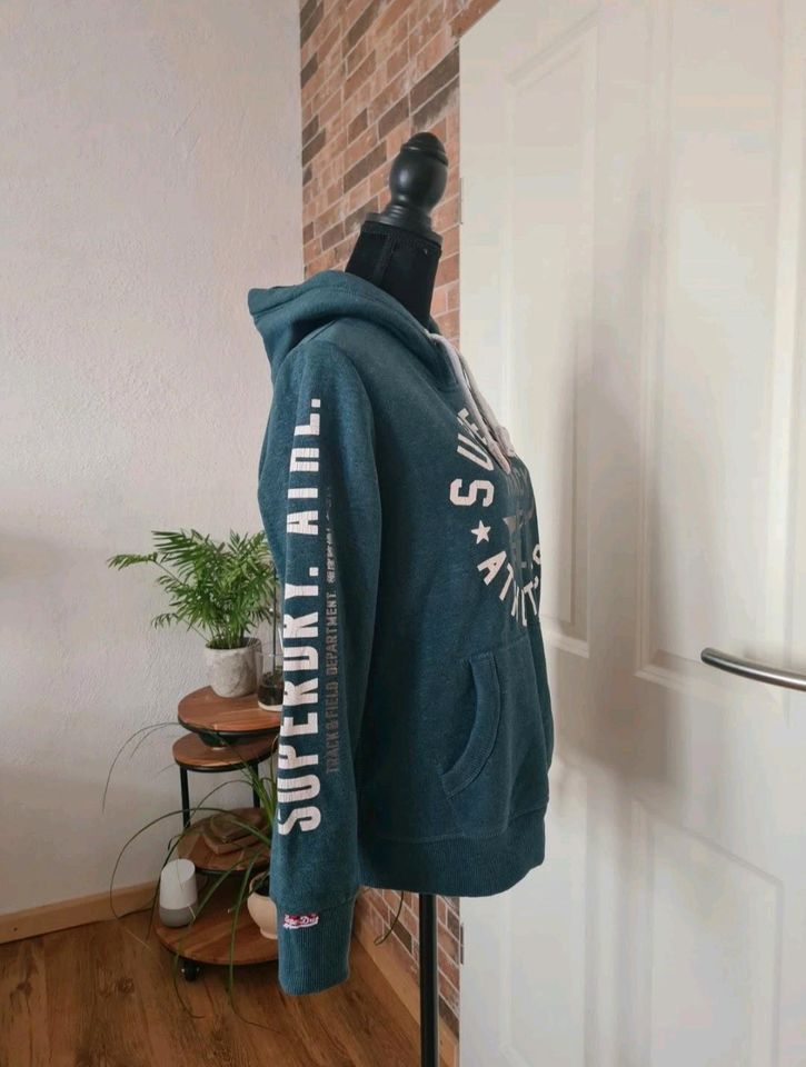 Grüner Pullover, Superdry, Größe M, Hoodie in Hepberg